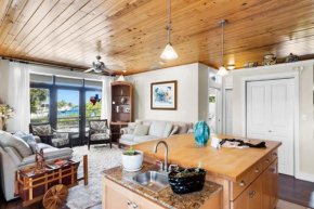 Beautiful Home located in Venetian Shores Neighborhood home